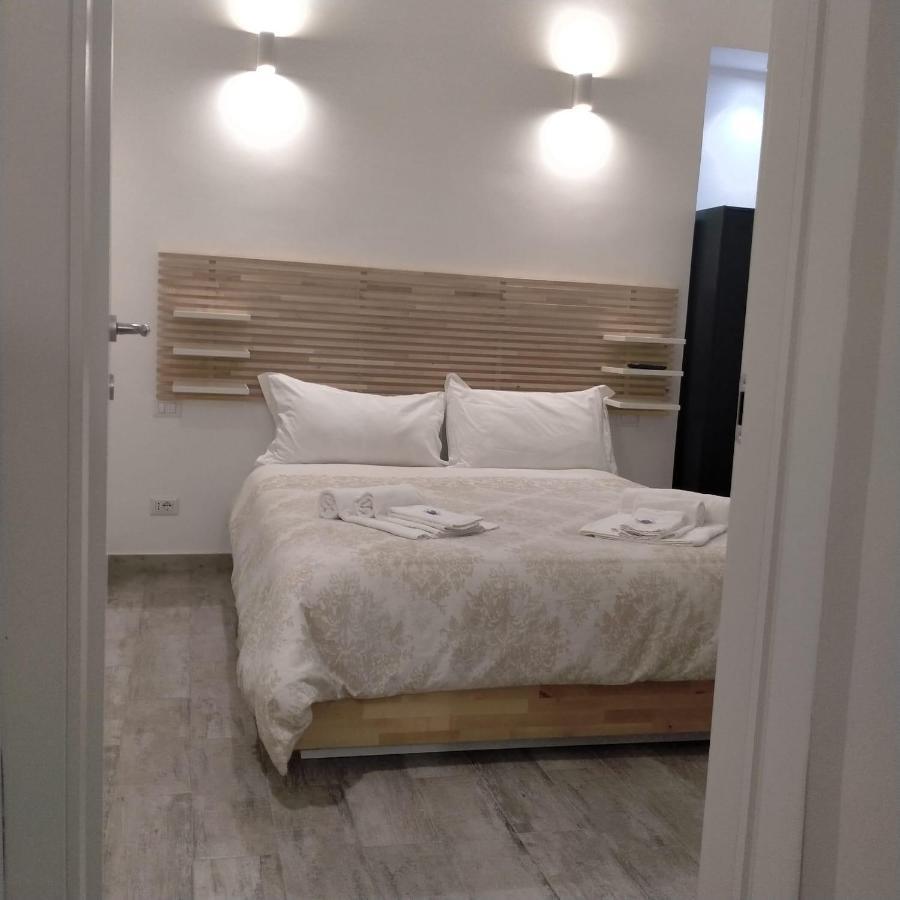 Tiziana'S Home Vatican — Photos 2